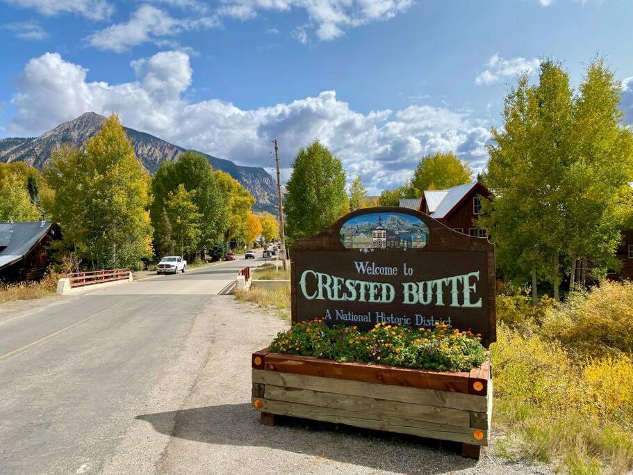 마운트크레스티드부트 Mt Cb Mountain Side With King Bed, Hot Tub, Pool & Kitchen! 아파트 외부 사진