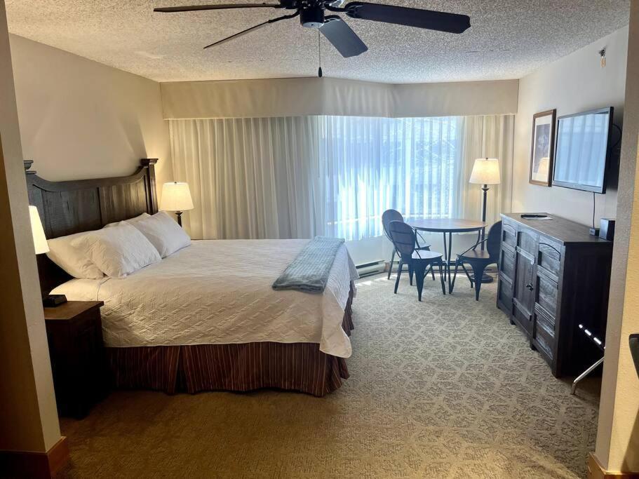 마운트크레스티드부트 Mt Cb Mountain Side With King Bed, Hot Tub, Pool & Kitchen! 아파트 외부 사진
