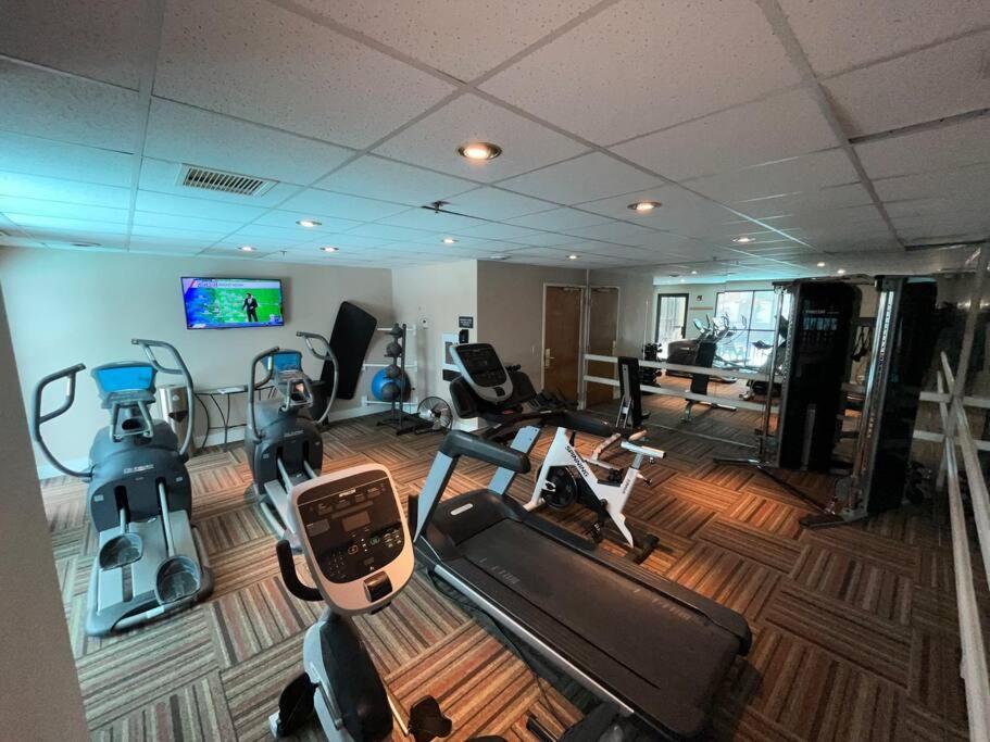 마운트크레스티드부트 Mt Cb Mountain Side With King Bed, Hot Tub, Pool & Kitchen! 아파트 외부 사진