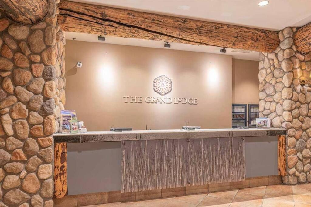 마운트크레스티드부트 Mt Cb Mountain Side With King Bed, Hot Tub, Pool & Kitchen! 아파트 외부 사진