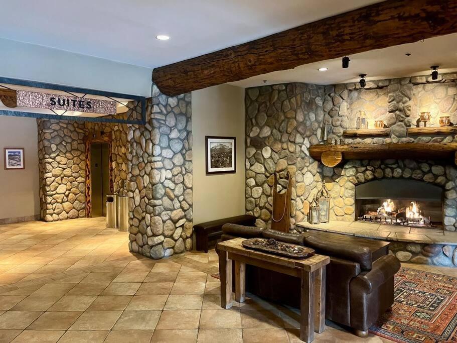 마운트크레스티드부트 Mt Cb Mountain Side With King Bed, Hot Tub, Pool & Kitchen! 아파트 외부 사진